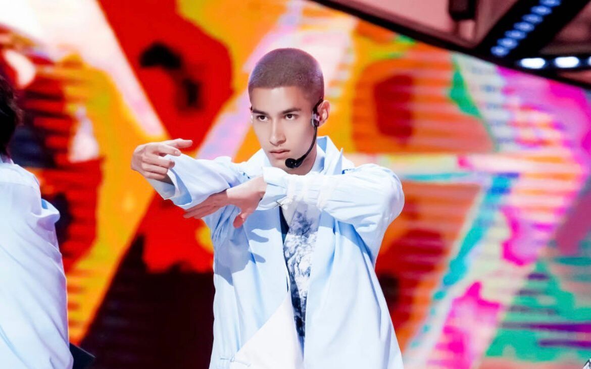 创造营米卡《醉拳》造型混剪