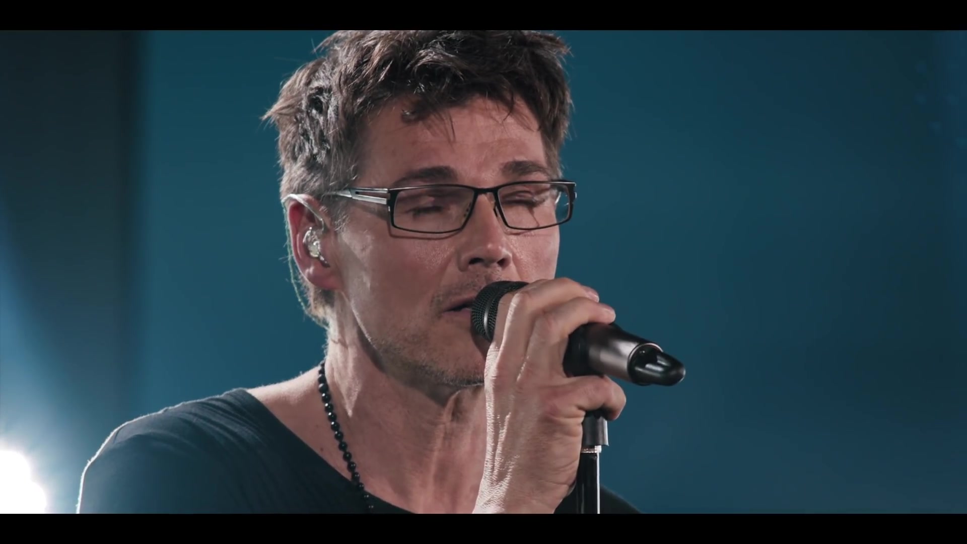 [图]a-ha - Take On Me [ Live From MTV Unplugged, Giske 2017 ]