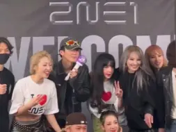 Tải video: YG FAMILY！2NE1 SE7EN GUMMY BIGBANG WINNER iKON合照