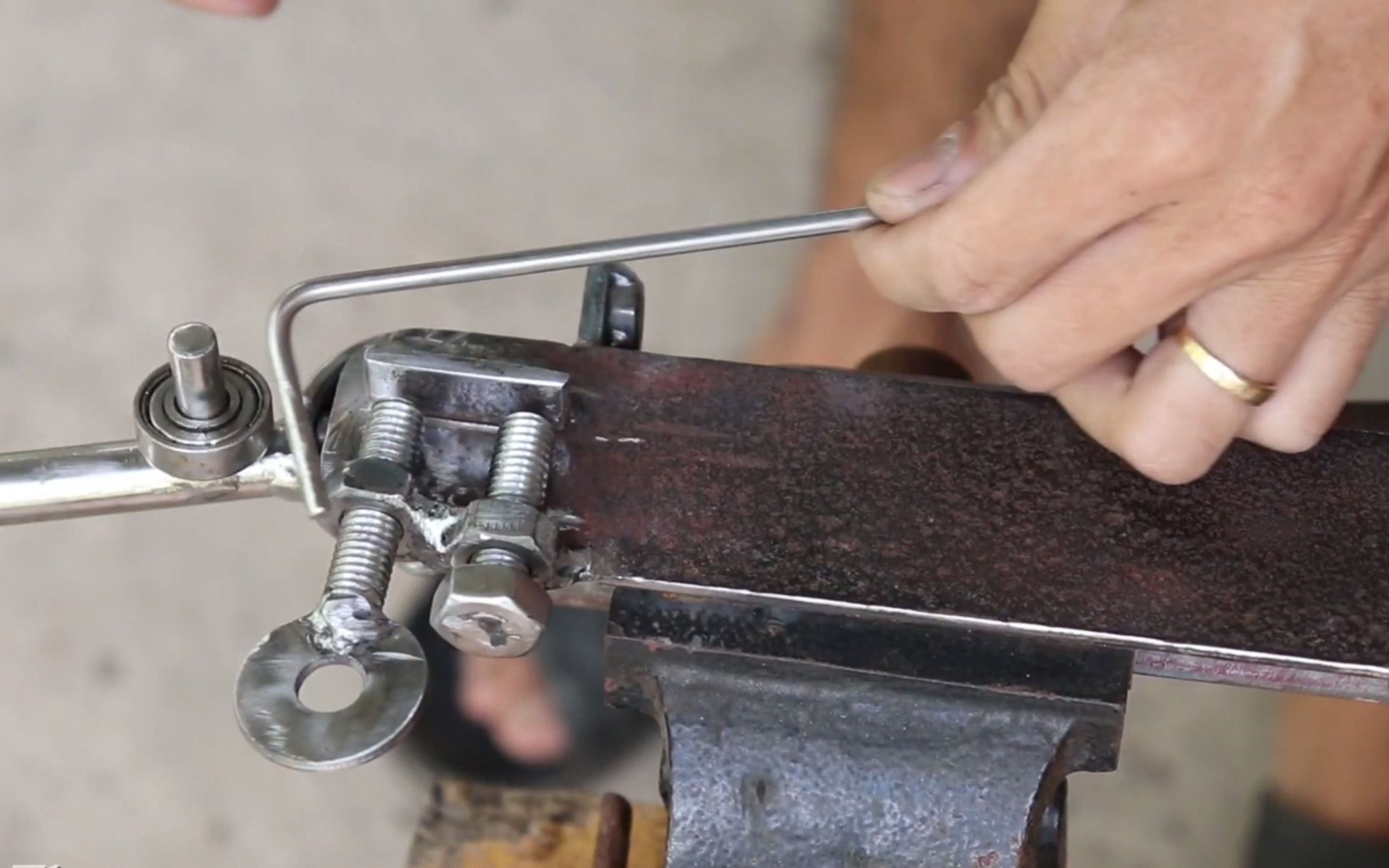 diy了一个超级实用的折弯小工具