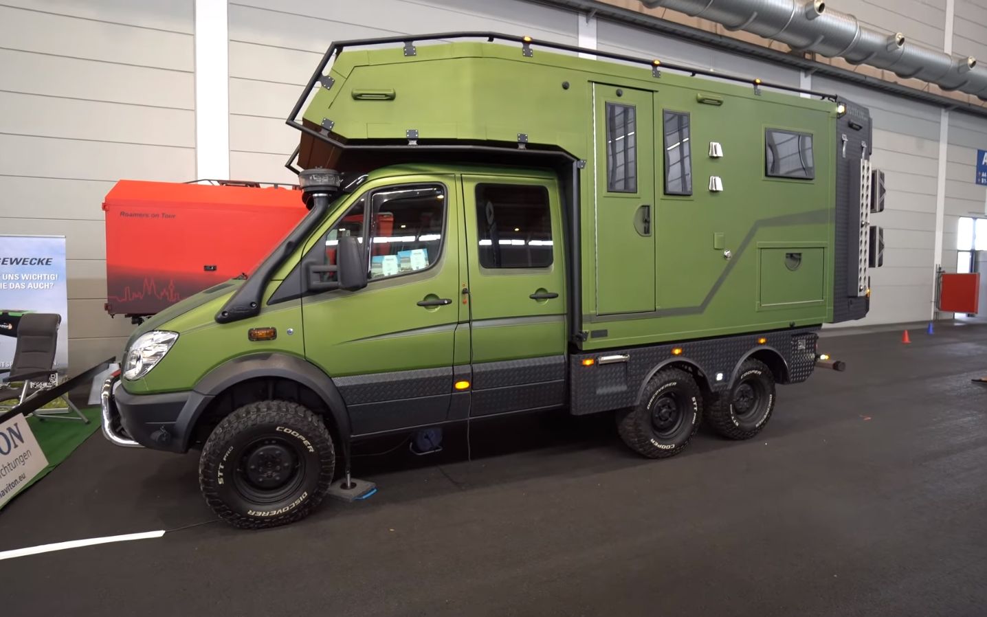 另类改装 奔驰斯宾特6x6越野房车