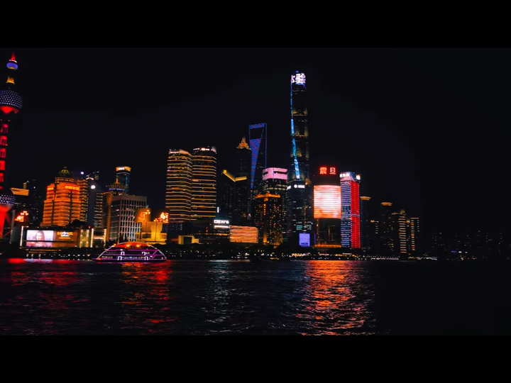 吹吹黄浦江的晚风09 #上海滩 #夜色下的城市夜景 #这个城市的风很大