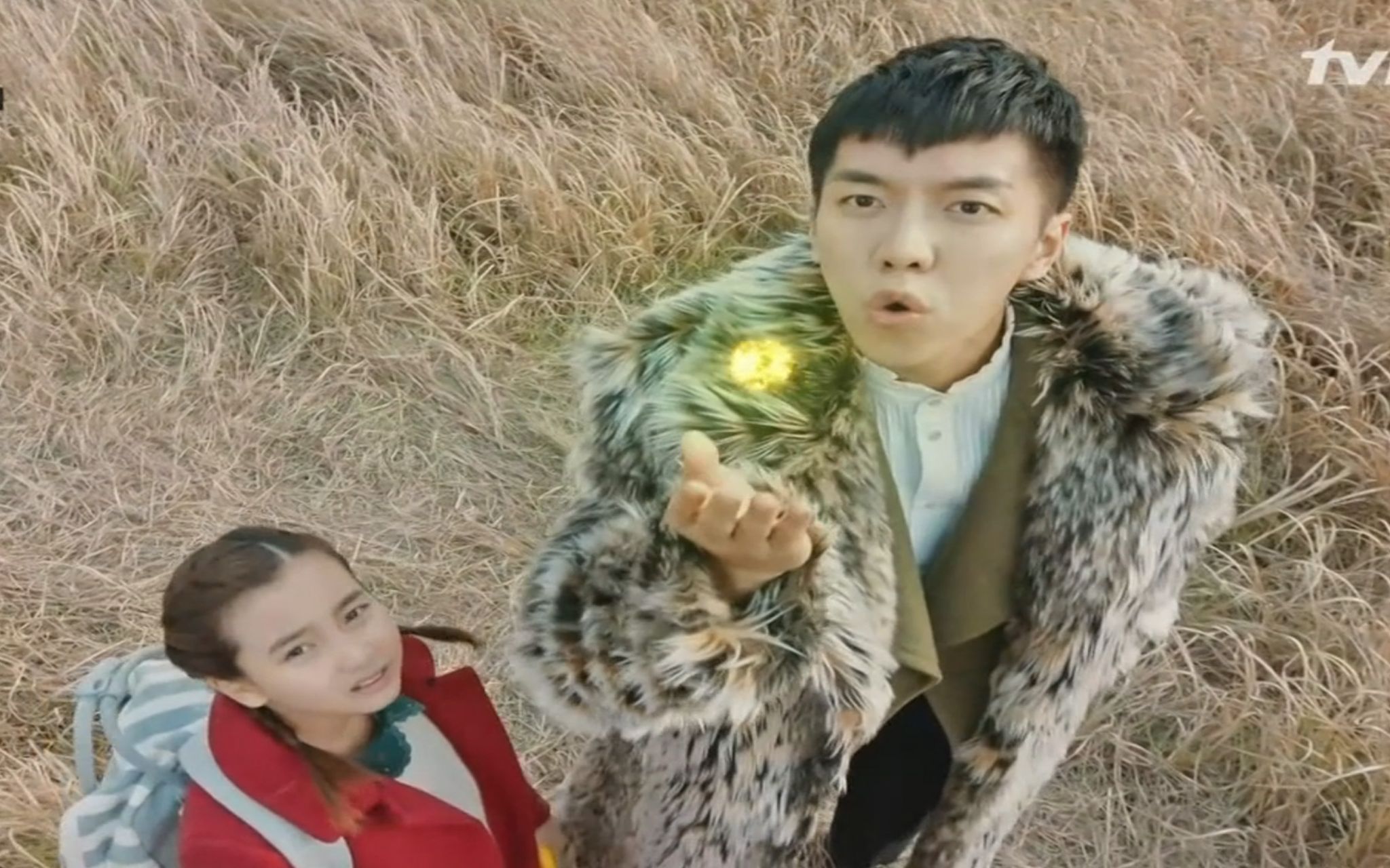 女孩误闯五指山,破了封印,救下了孙悟空.花游记第一集