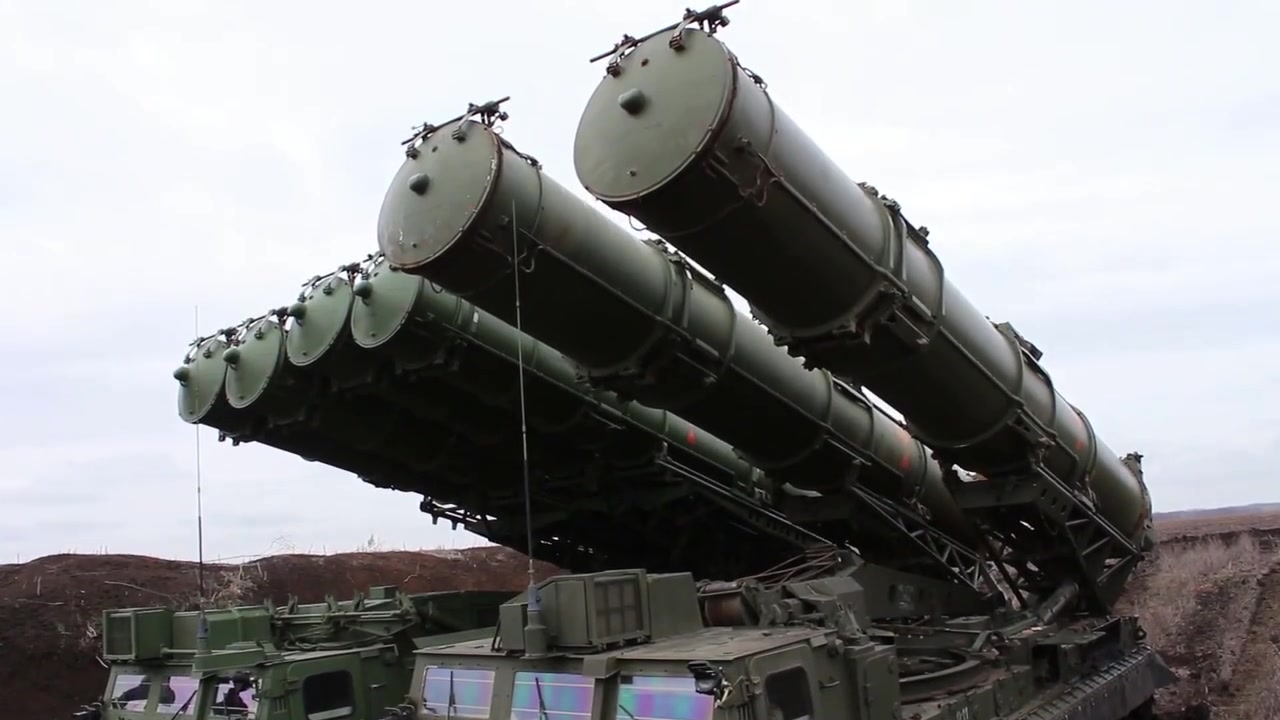 俄罗斯空军s-300v4防空导弹系统