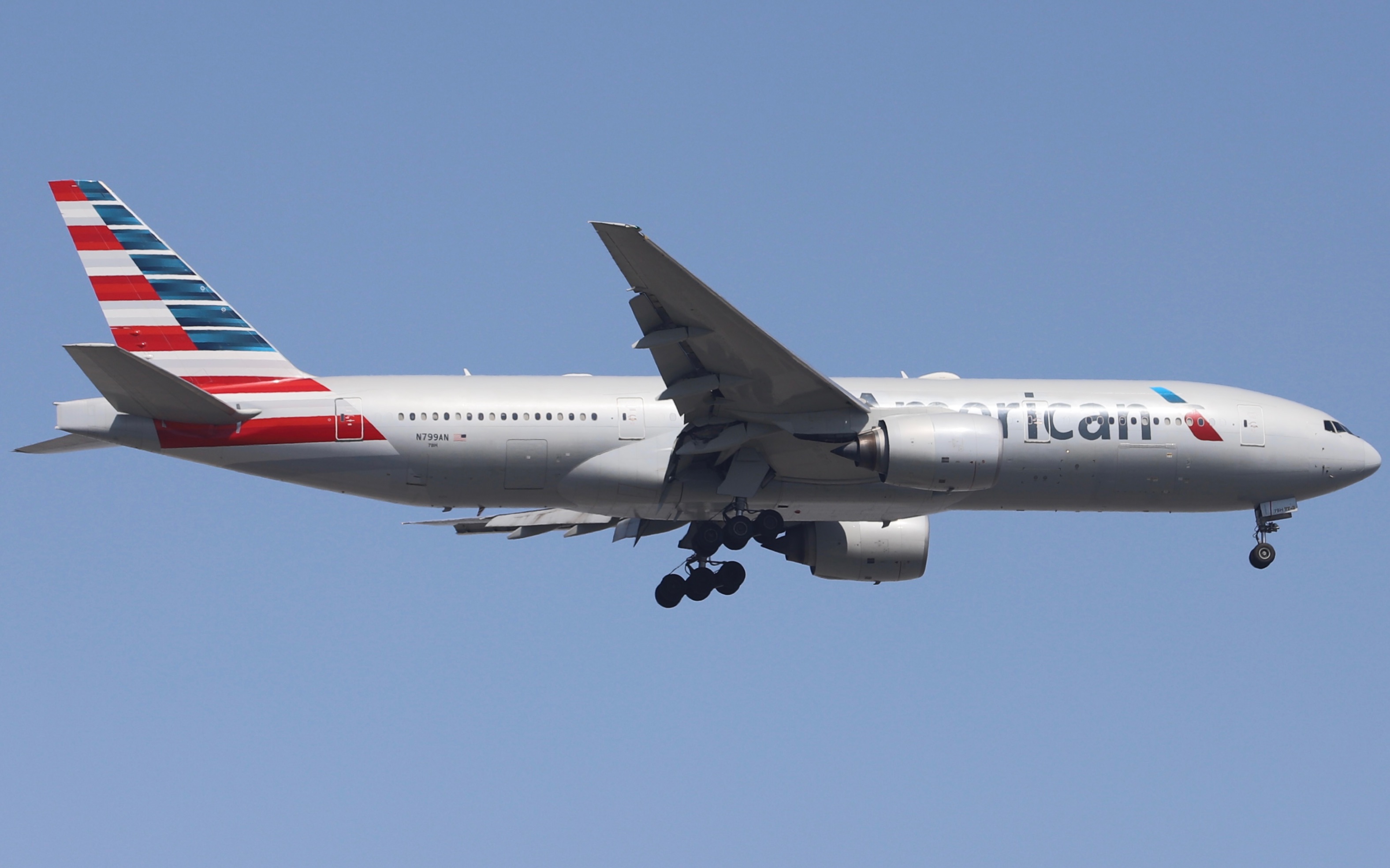 中国东方航空a332(b-6545)浦东机场16l着陆