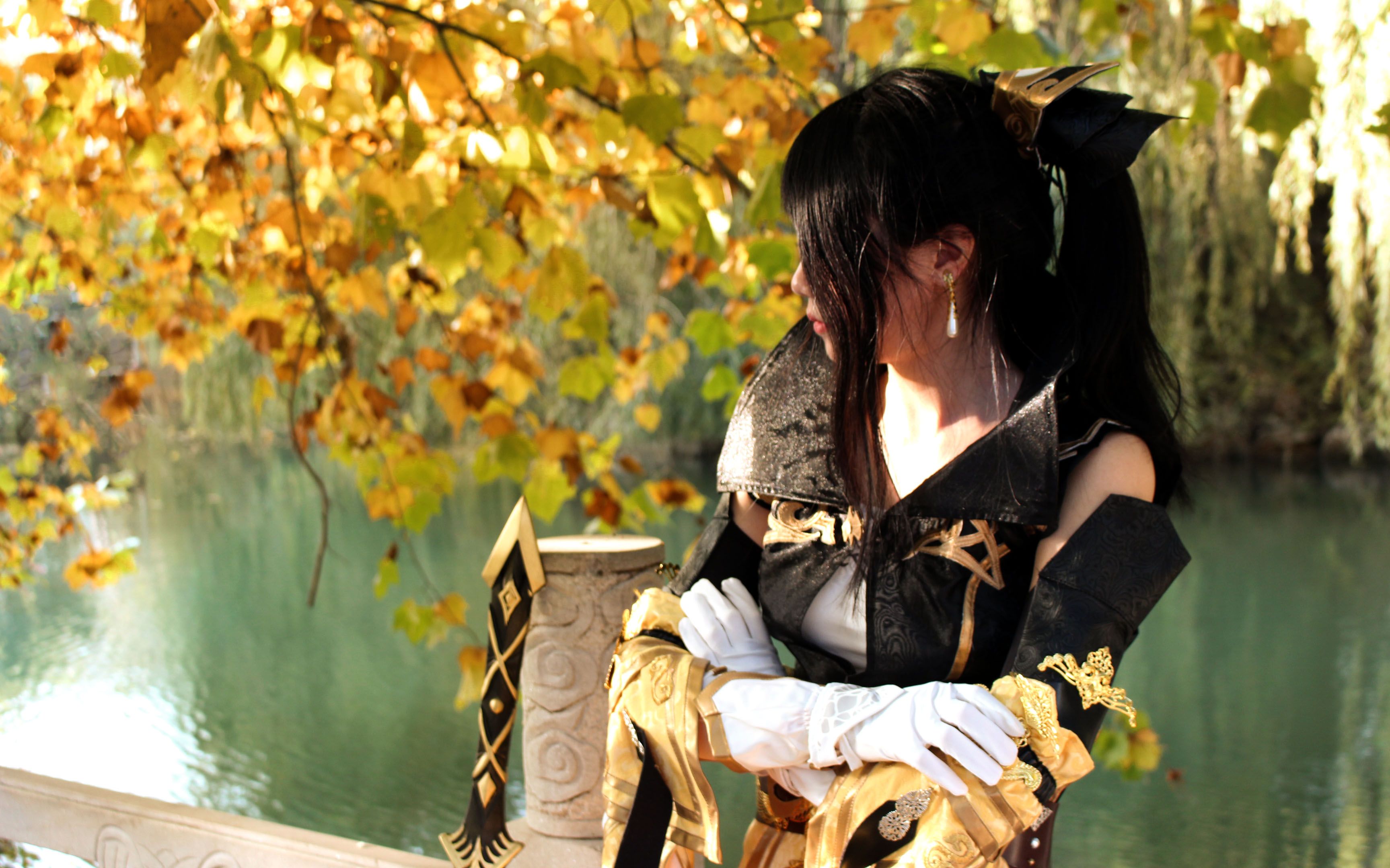 剑网三藏剑秦风成女cos