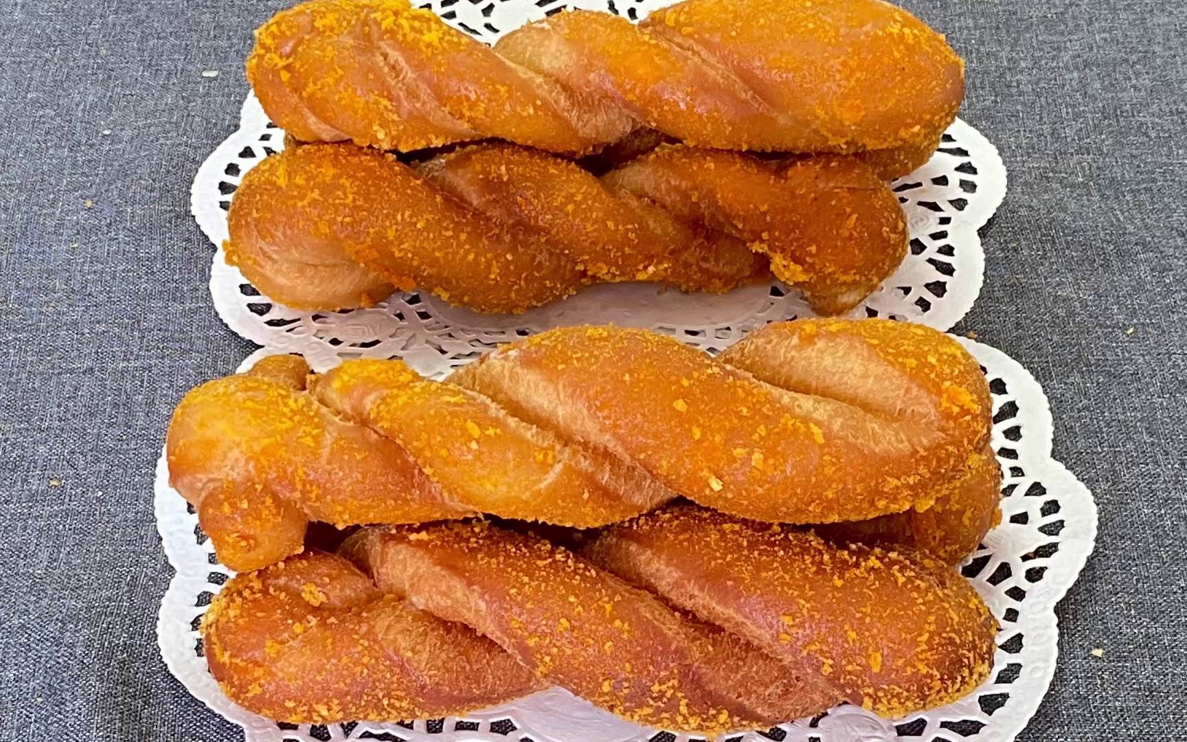 想吃酸奶大麻花教你在家做外皮酥脆内里绵软奶香味浓郁香