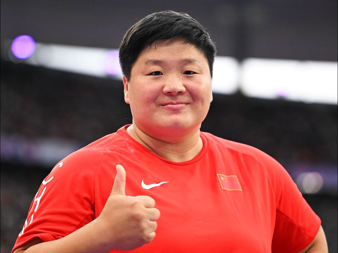 8月10日,河北名将巩立姣在巴黎奥运会女子铅球决赛后接受记者采访时