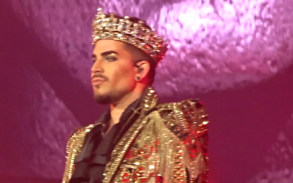 皇后乐队亚当兰伯特queenadamlambertwewillrockyou2020年1月30日