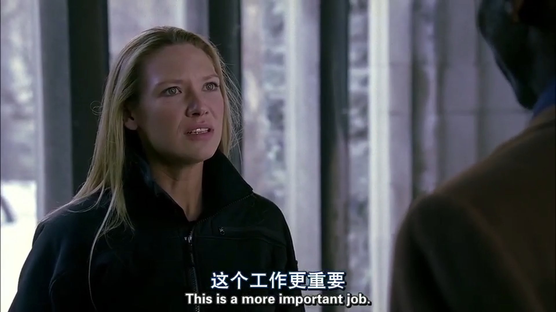 危机边缘第一季第一集p-8