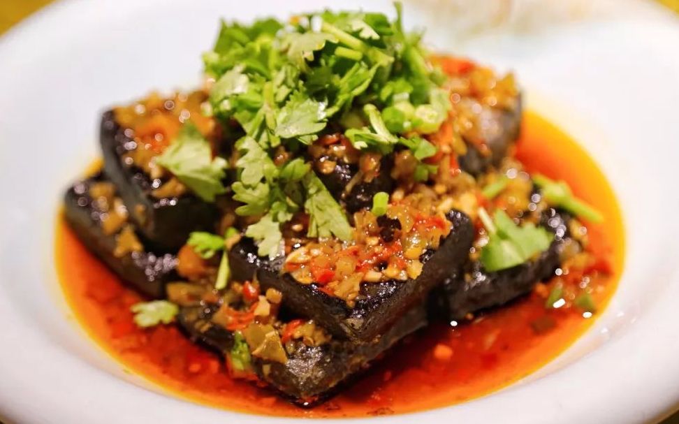 飘香百年的火宫殿臭豆腐