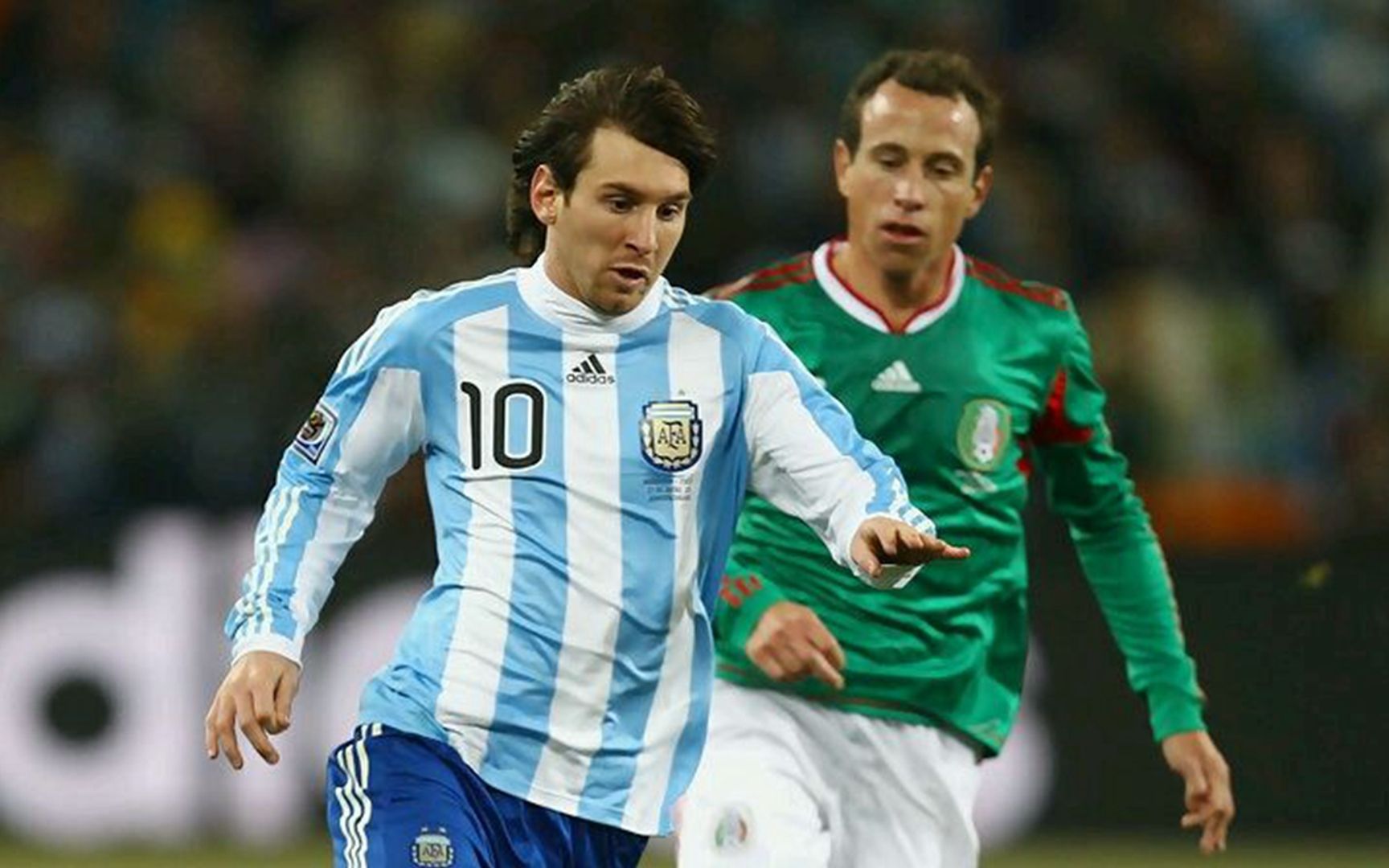 特维斯超级世界波!2010世界杯阿根廷3-1墨西哥,梅西发挥极为出色