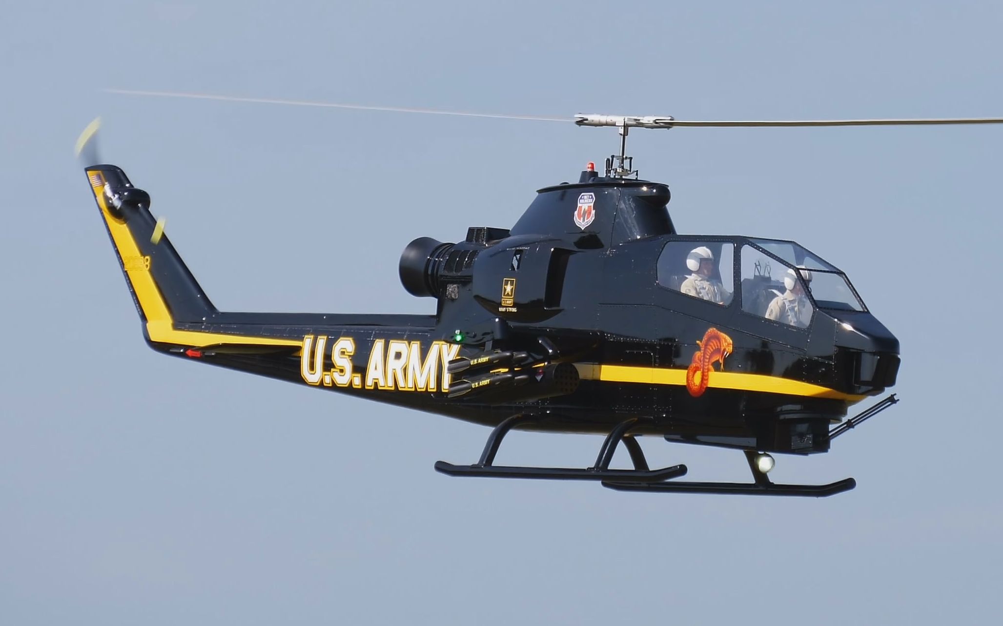 rc遥控ah-1f眼镜蛇武装直升机