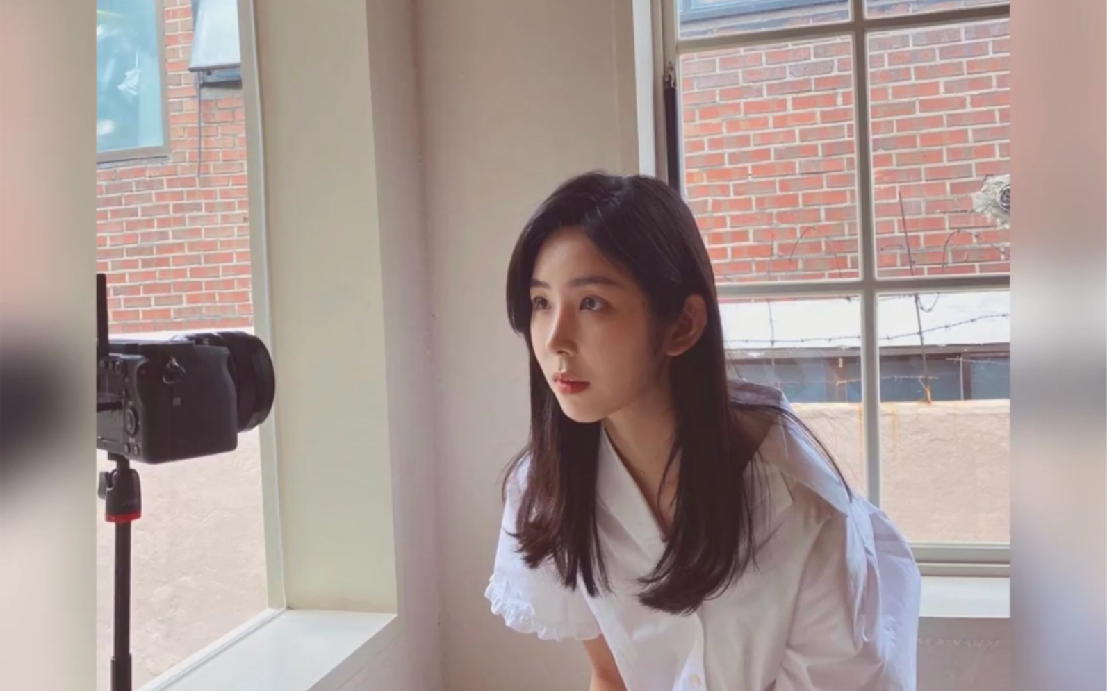 heartsignal200805朴智贤ins更新好清爽的穿搭在录制视频