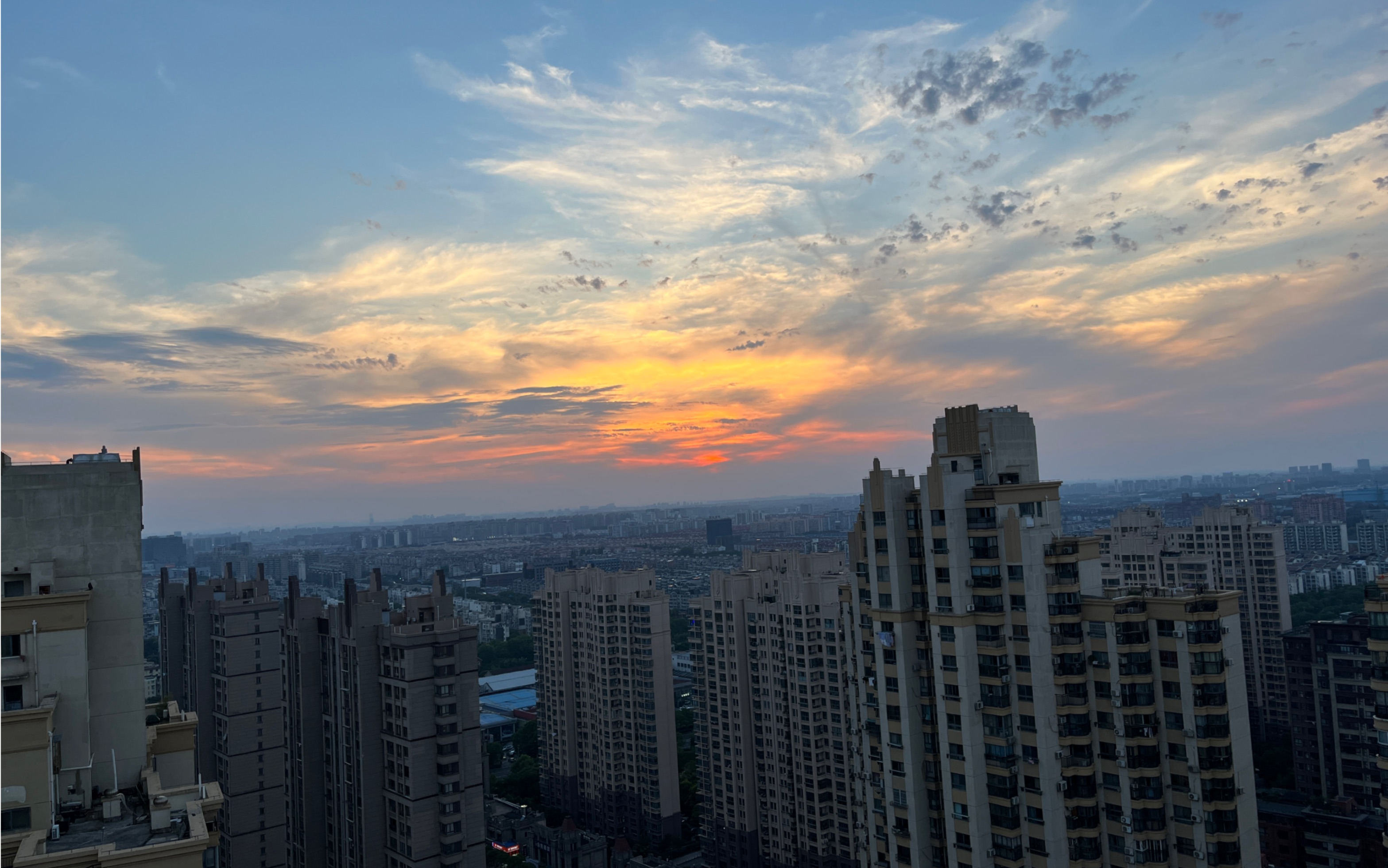 落日楼头2022.6.25