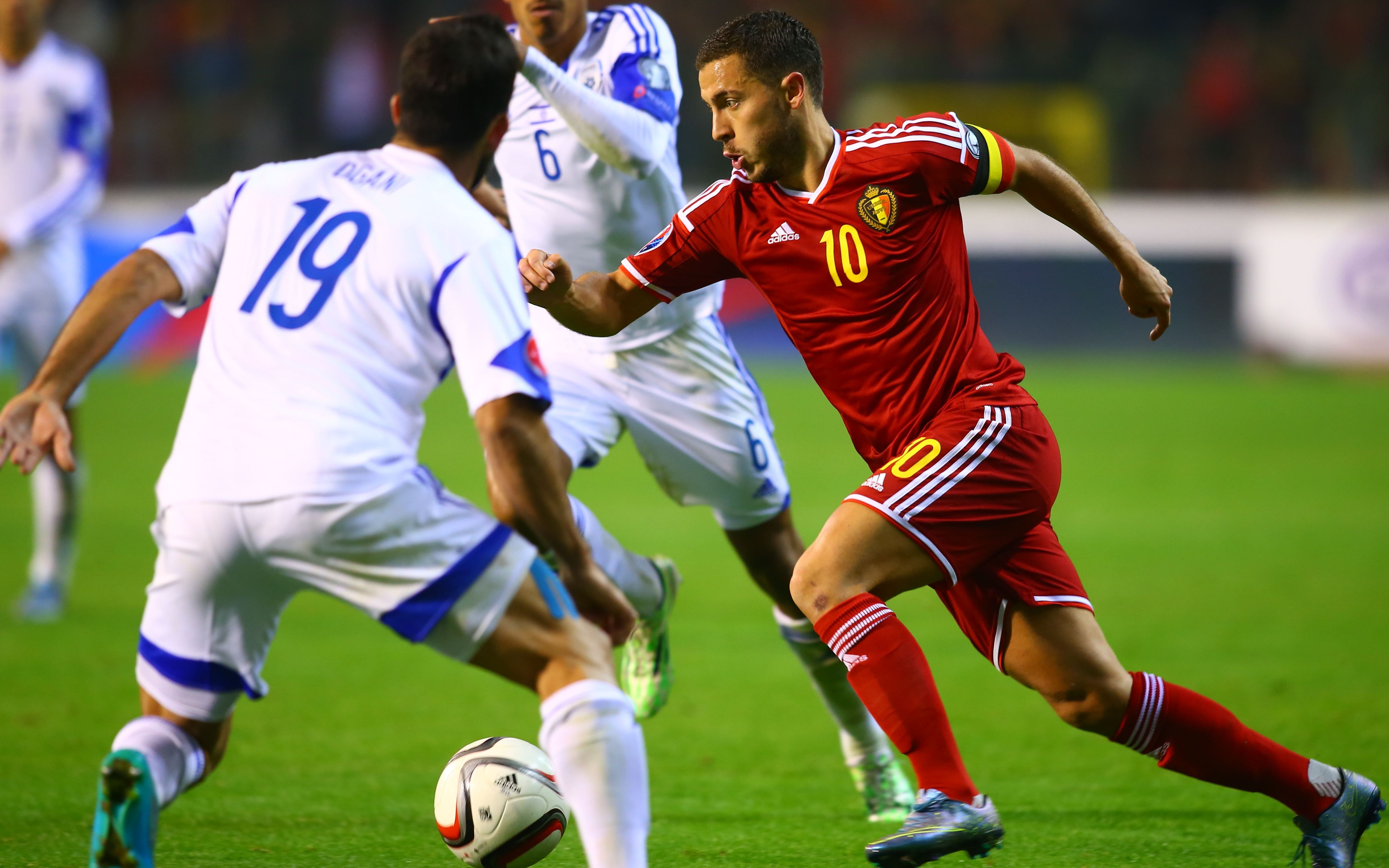 足球-前锋的一身之敌,10大经典守门员的受伤!