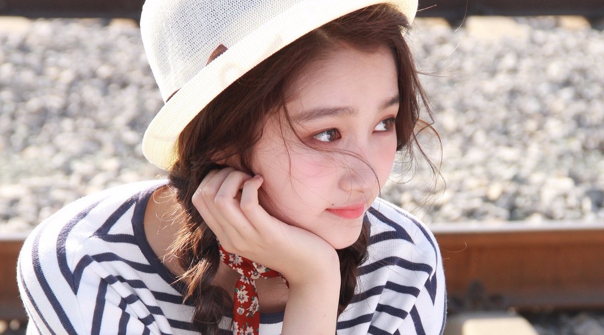 看完关晓彤的卧室令人自叹不如,怪不得年纪轻轻,就如此成功!