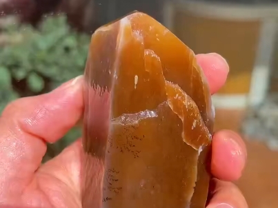 和田玉过灯纯糖料子 241g 直接看品质 ～糖色纯正