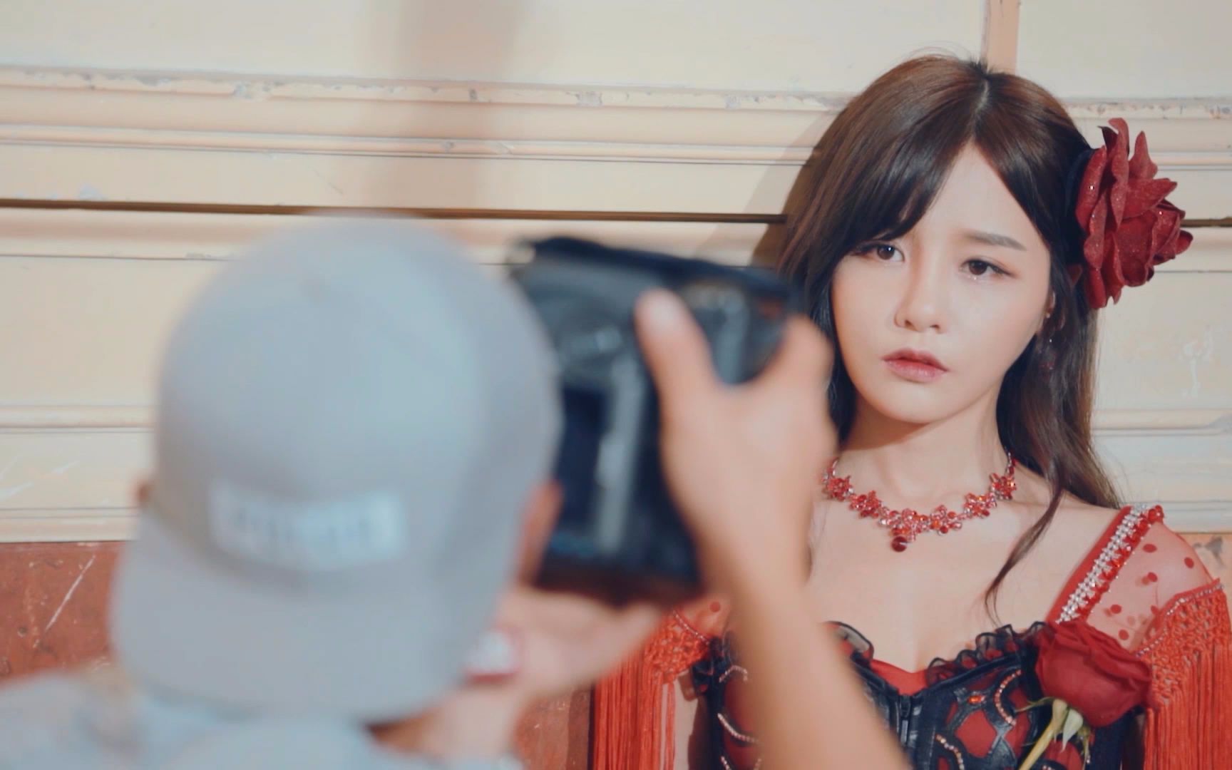 【曾艳芬】snh48《公主披风》红色版花絮cut