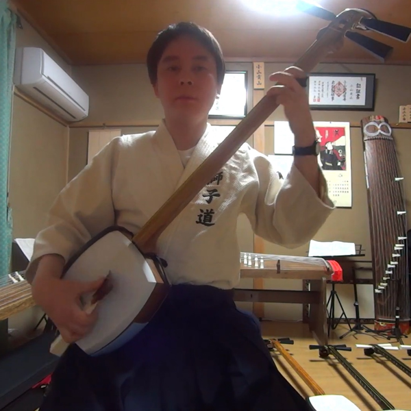 中字】不同价格的三味线弹奏比较小山貢山_哔哩哔哩_bilibili