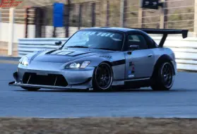 Tải video: 中央赛道 1分24秒366 本田 S2000 2.35L 300HP A050GS 265/35R18 CTAC 2024