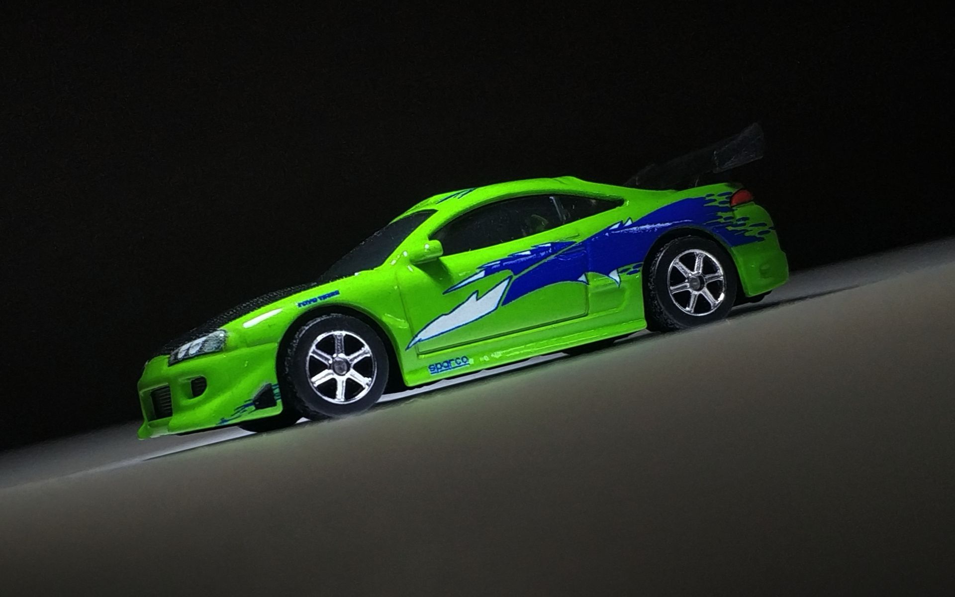 三菱跑车5风火轮模型图片