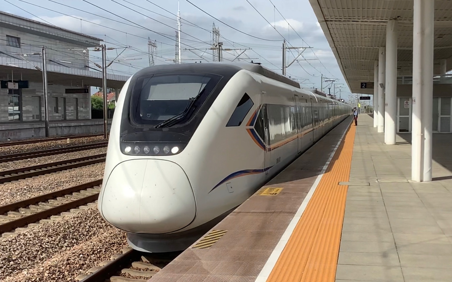 【中国铁路】crh6a-0421金山卫方向进新桥站