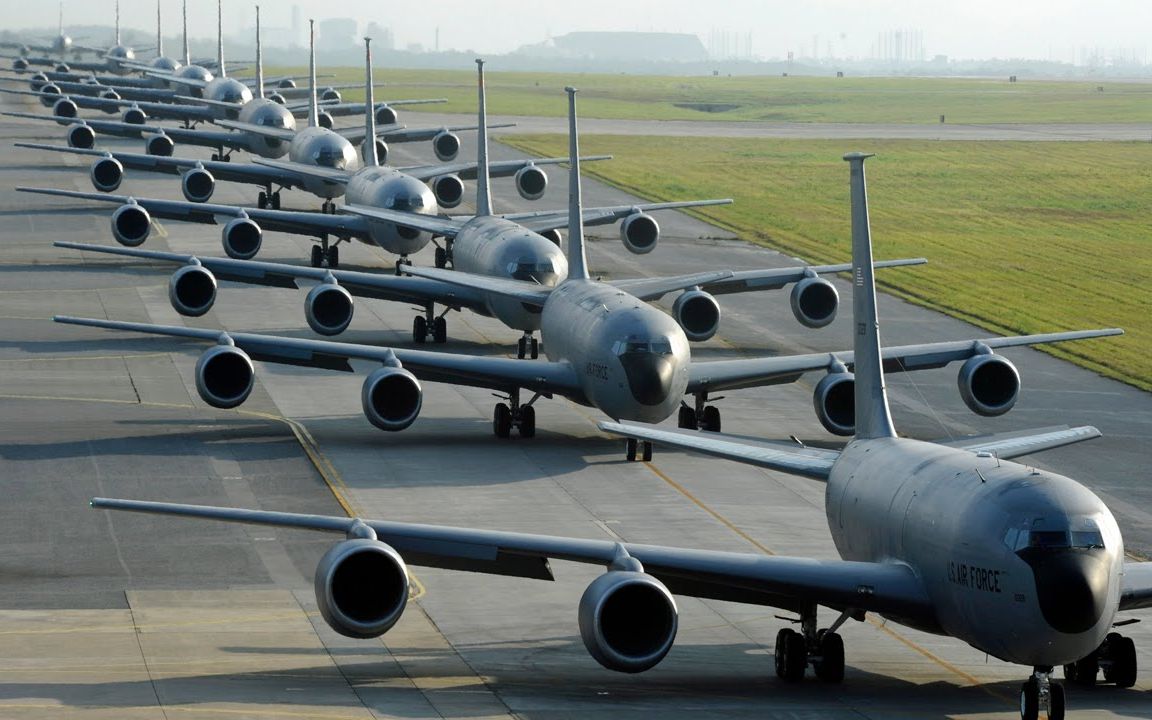 usamc kc-135空中加油机满满的!驻日美军空军军事演习(嘉手纳基地)
