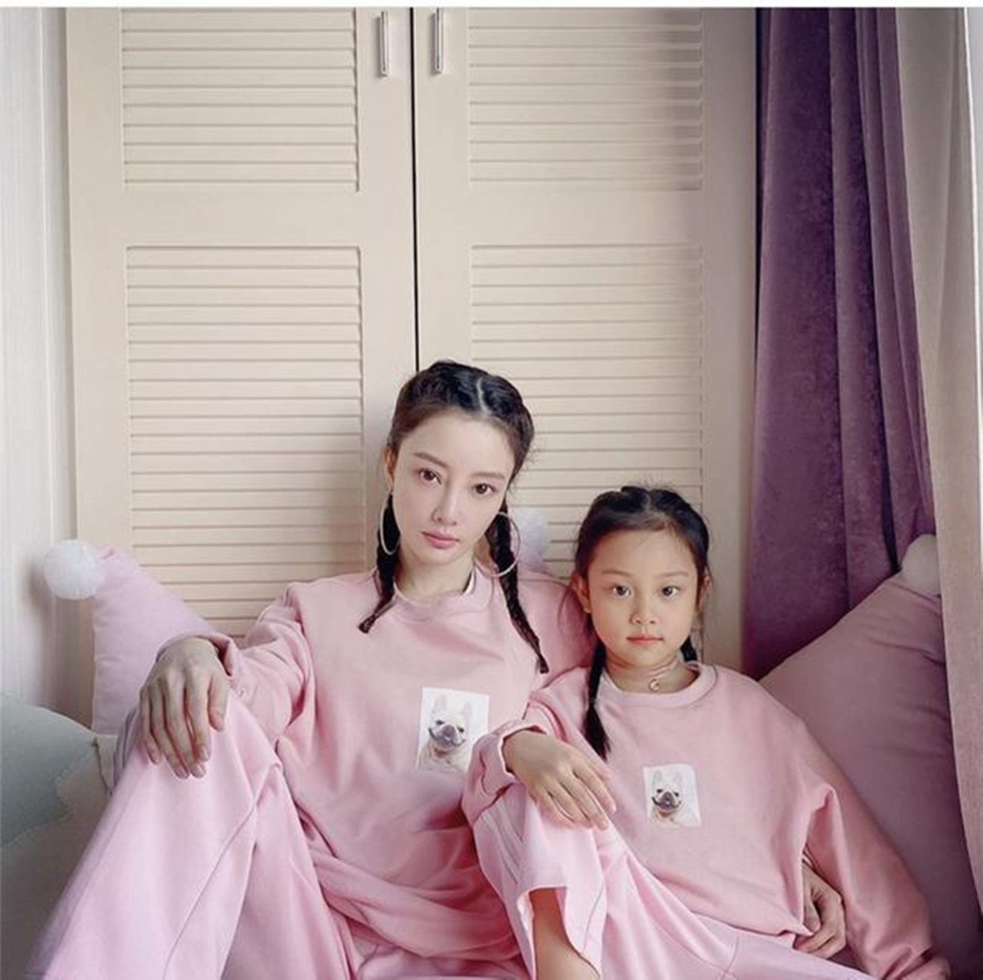 8岁甜馨近况引上万网友热议:李小璐,你怎么把女儿养成这样了?