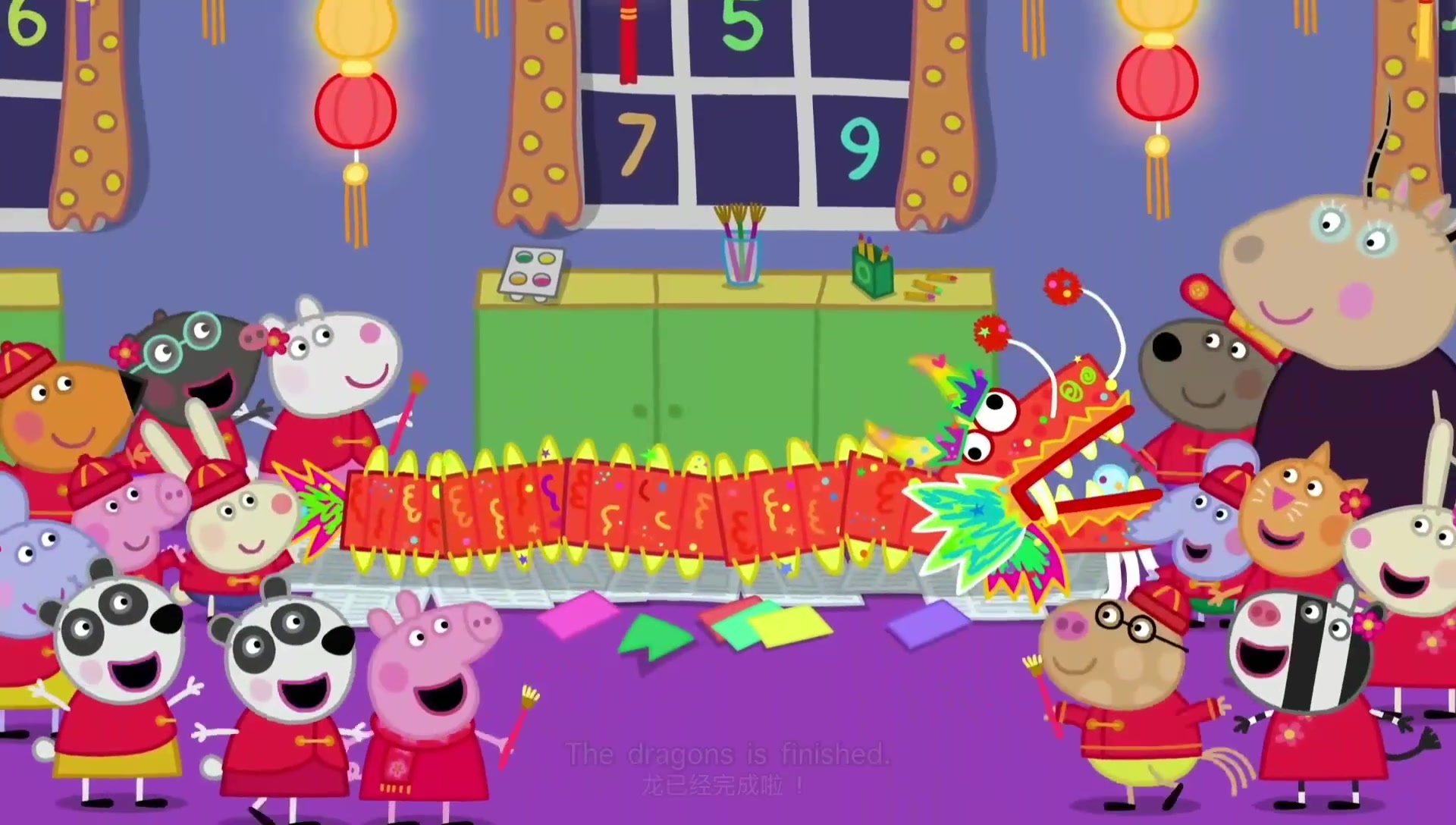 [图]peppa pig dragon dance小猪佩奇 新一季 庆祝中国春节 一起制作中国龙 舞龙 原创中英字幕