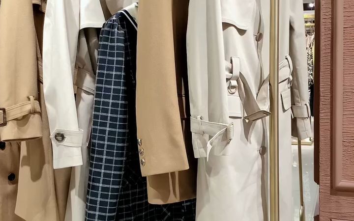 品牌折扣女装娅格国际直播间货源批发尾货外贸尾货批发渠道