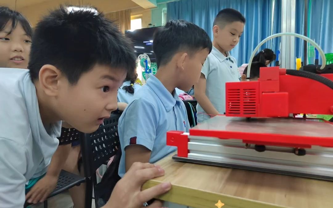 广州市中小学结对共建劳动教育活动海珠区基立道小学★何香凝纪念学校