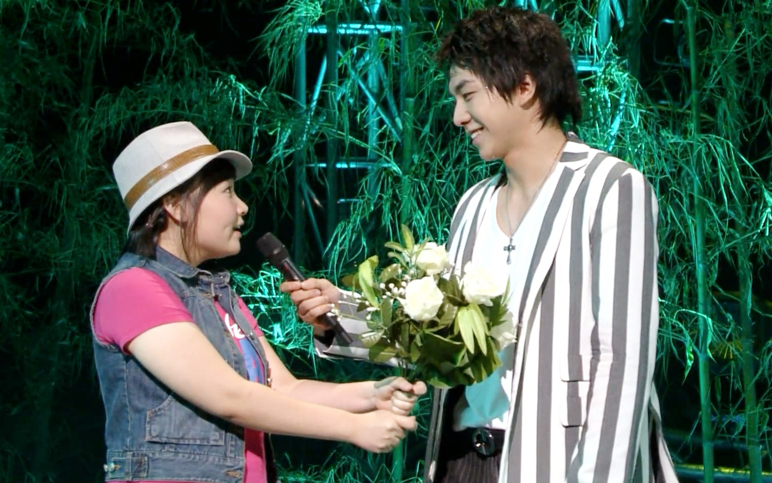 赵静林 特别出演 - 因为是我的女人.真唱.2004年7月18日.直播版