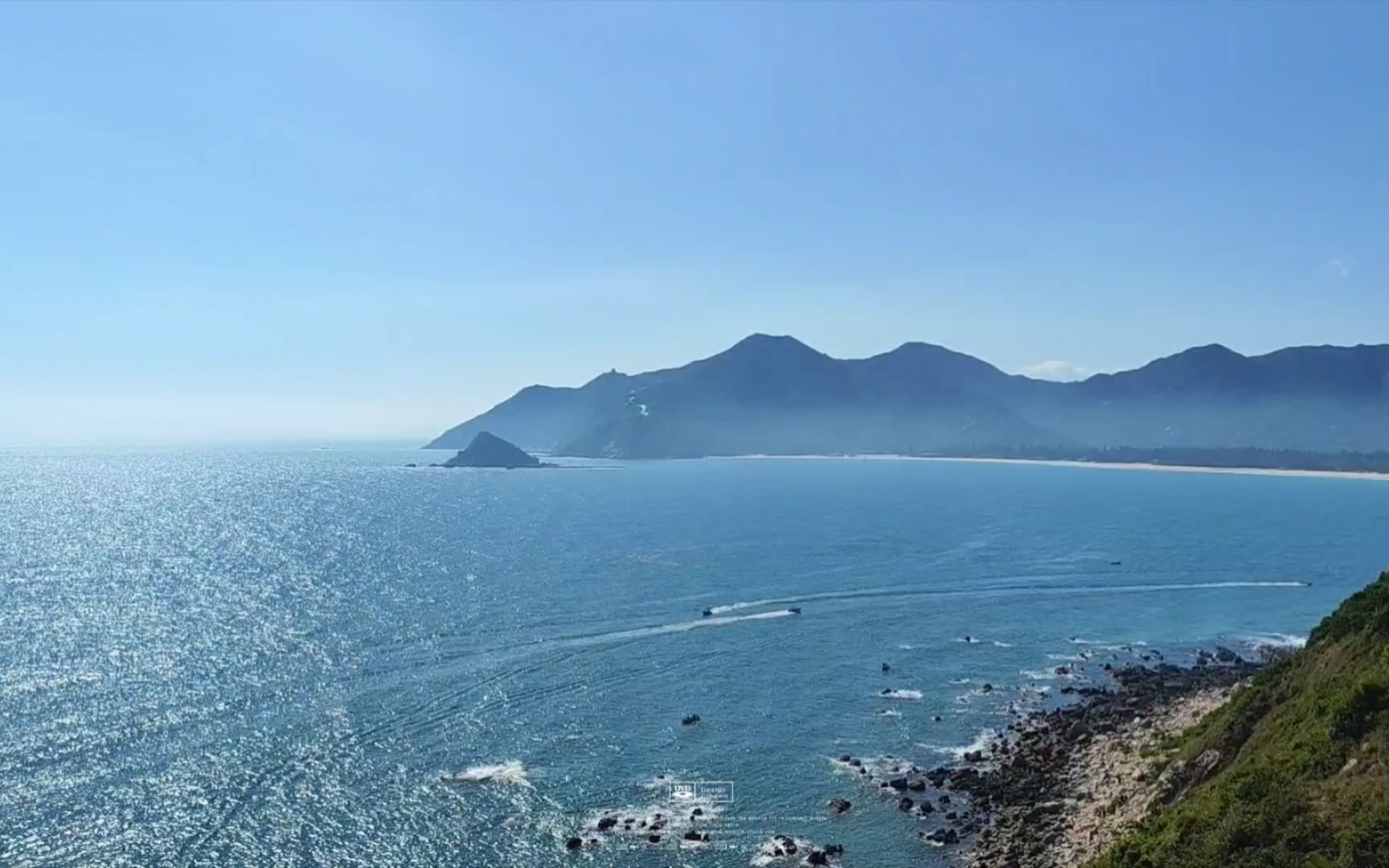 听风,看海,坐船.