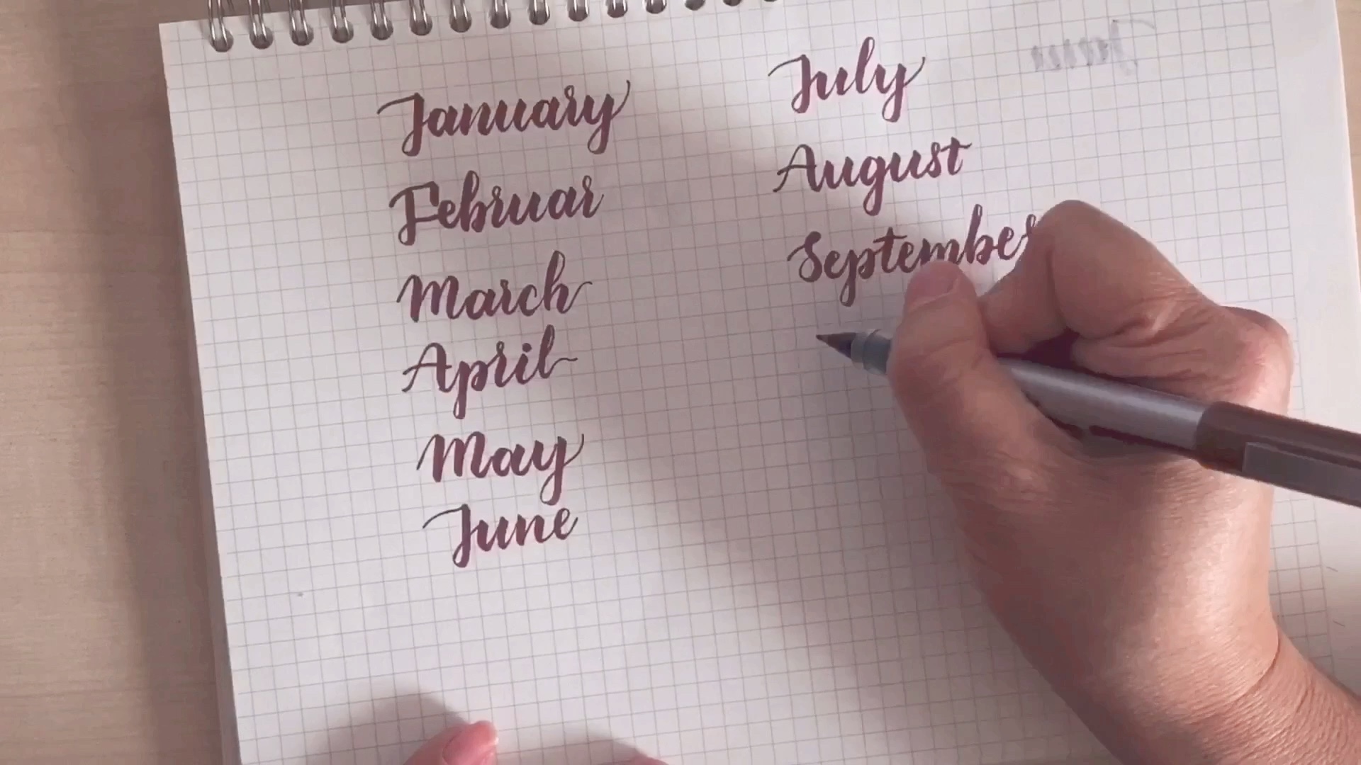 brush lettering书写练习—12个月英文单词