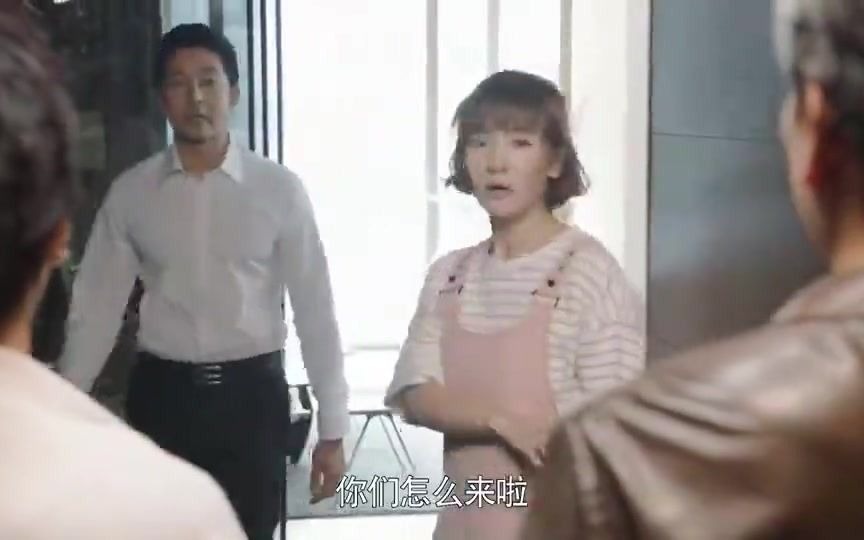 [图]儿子家里有个女人，母亲以为是保姆，不料是儿子女友