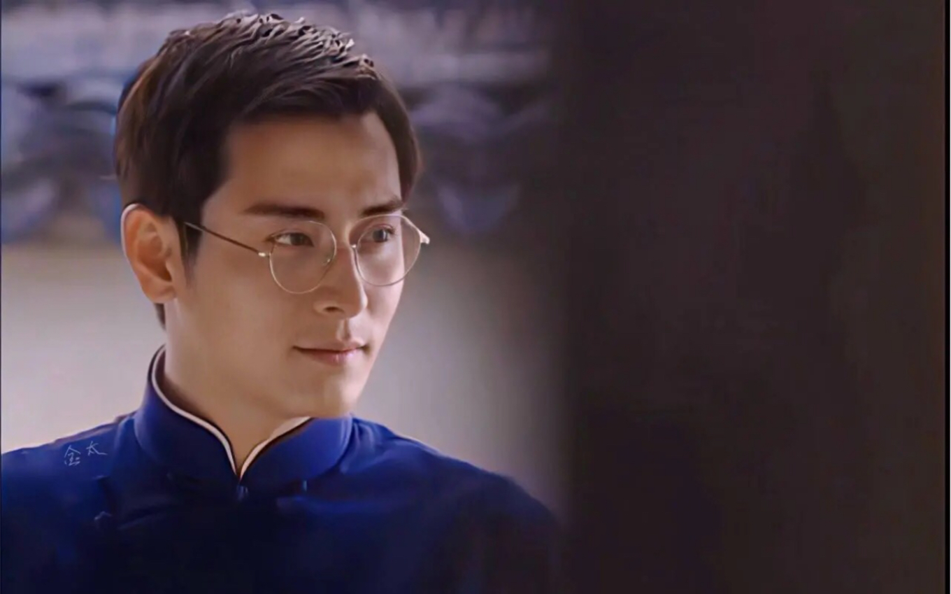 民国俏管家穿越到现代竟成为富婆的玩物,这背后是人性的光辉还是金钱