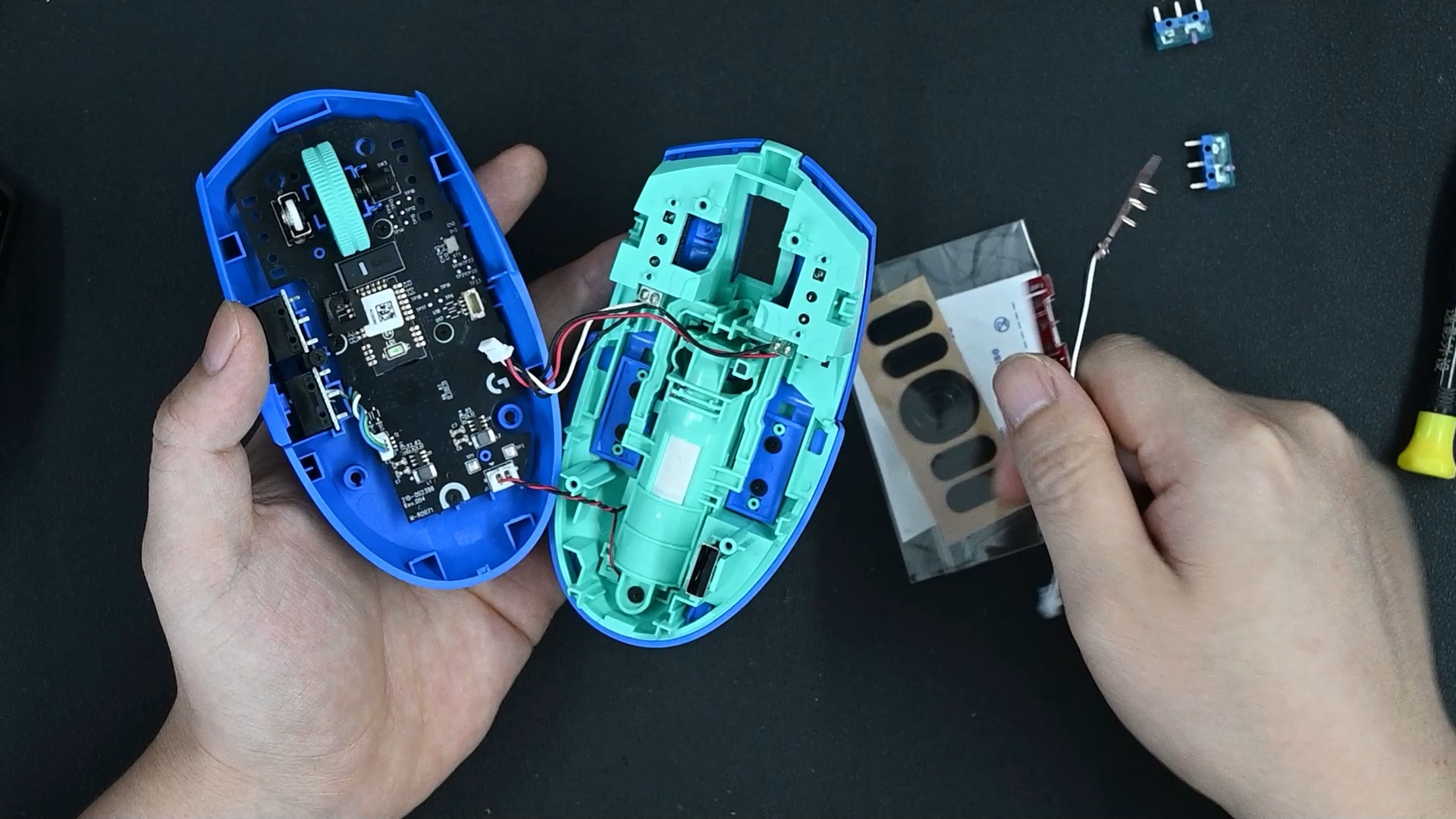 罗技g304更换微动板教程