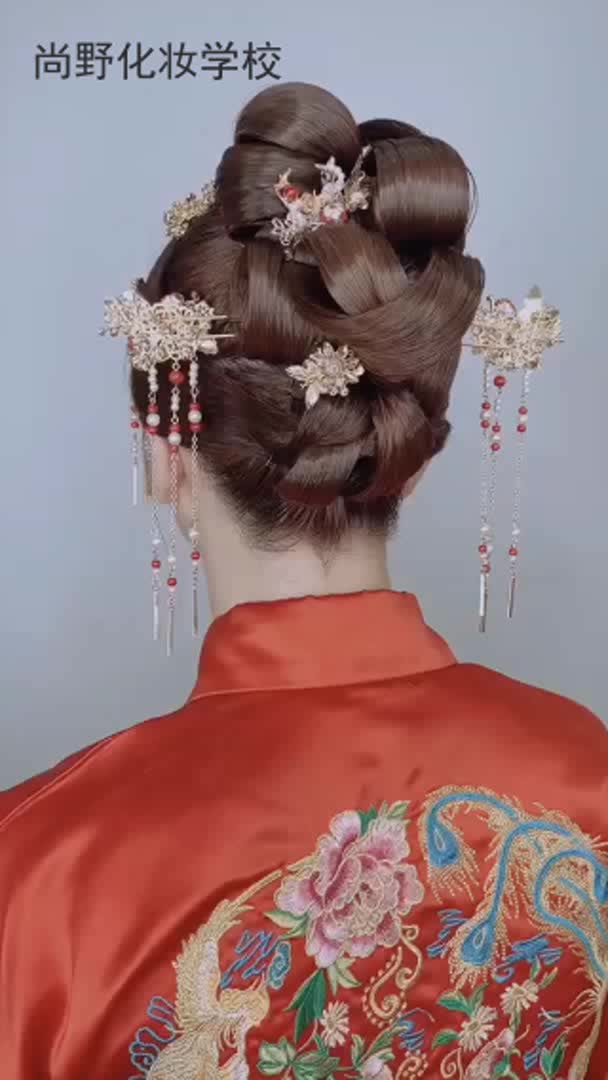 中式新娘发型 秀禾服造型 古装新娘造型 宁波新娘化妆培训学校 宁波学