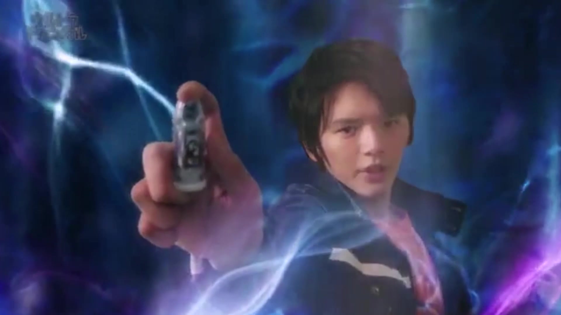 应用扫描二维码 点赞 看了烂糊的宣传片一直有口痰咽不下去又吐不出来