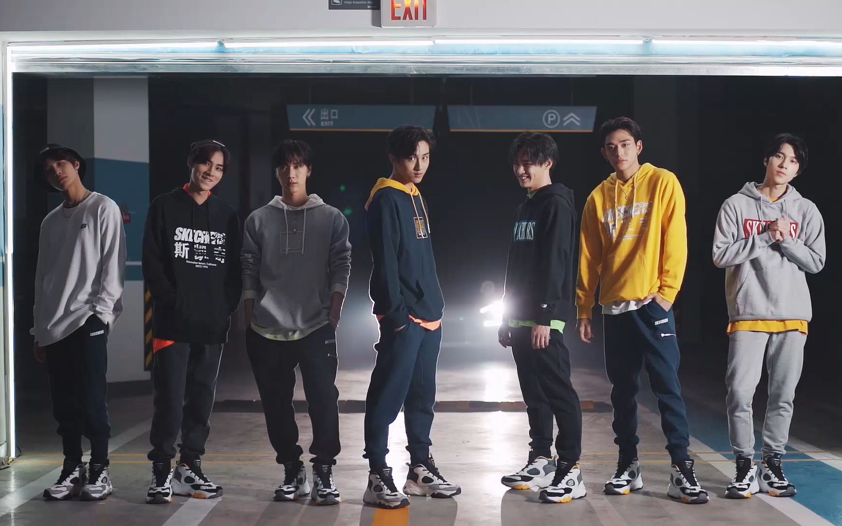 wayv skechers singapore