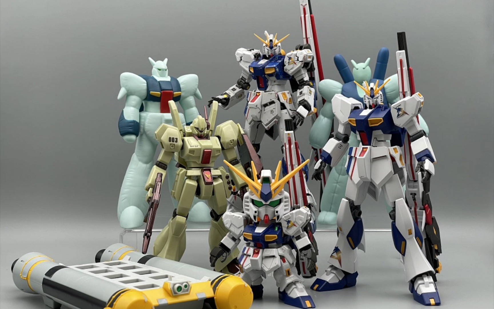[11/14登陆高达基地各门店]福冈拉拉宝都限定 rg eg bb战士牛高达立像