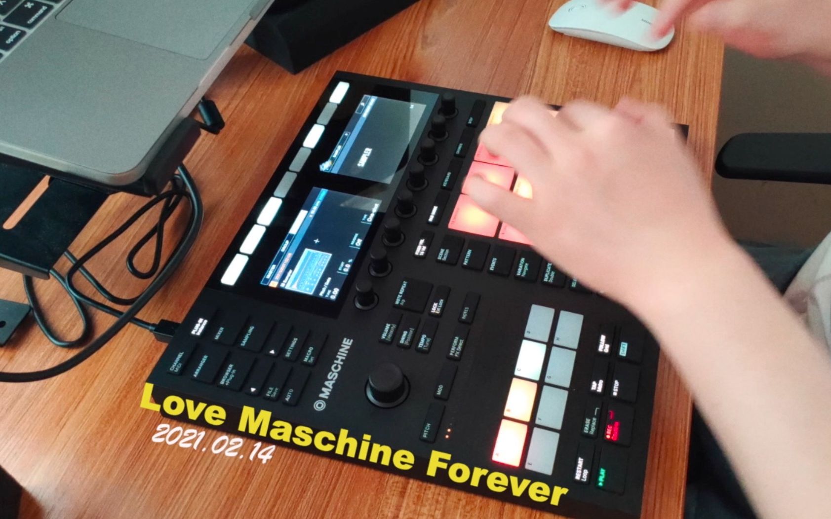 [图]Love Maschine Forever(Finger Drumming)