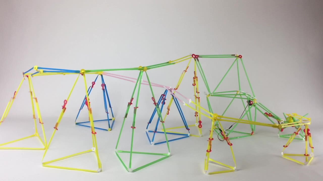 创意不一定需要很贵的材料:无限循环过山车,吸管就够了