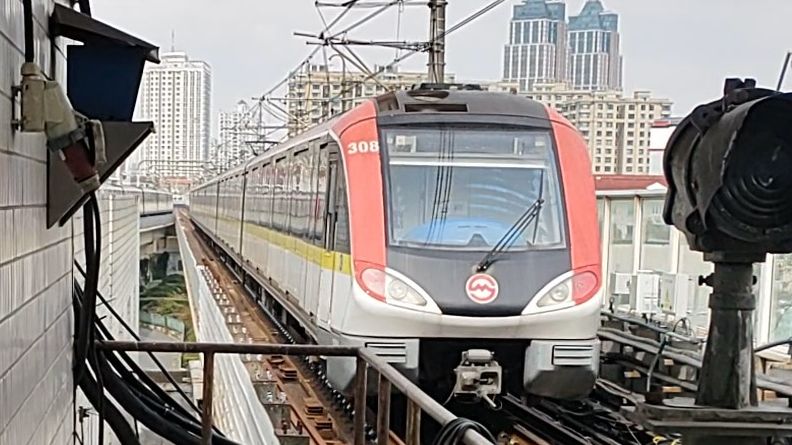 【上海地铁3号线】黄鱼03a01-308中山公园出站