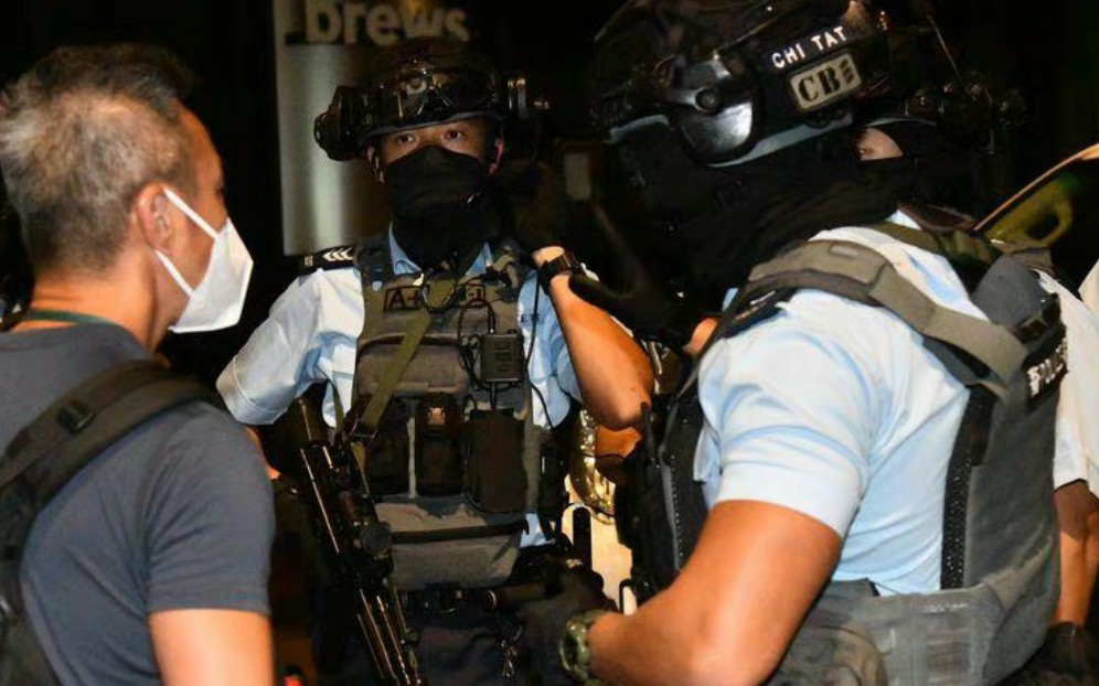 香港中环枪击案,反恐特勤队(ctru)持防枪到场戒备_哔哩哔哩_bilibili