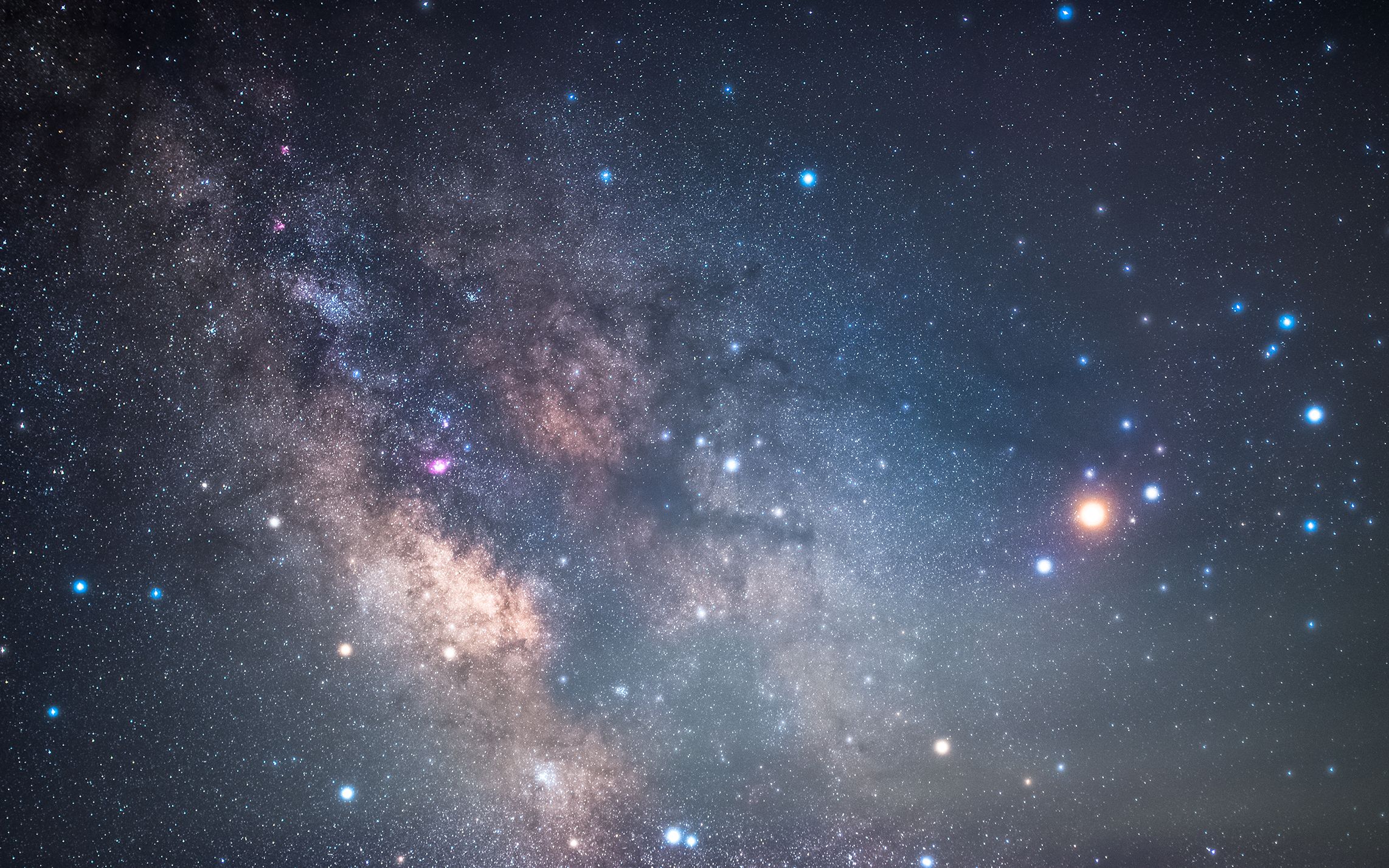 但可以记录美好瞬间,这是我在2021年看到的世界之星空篇