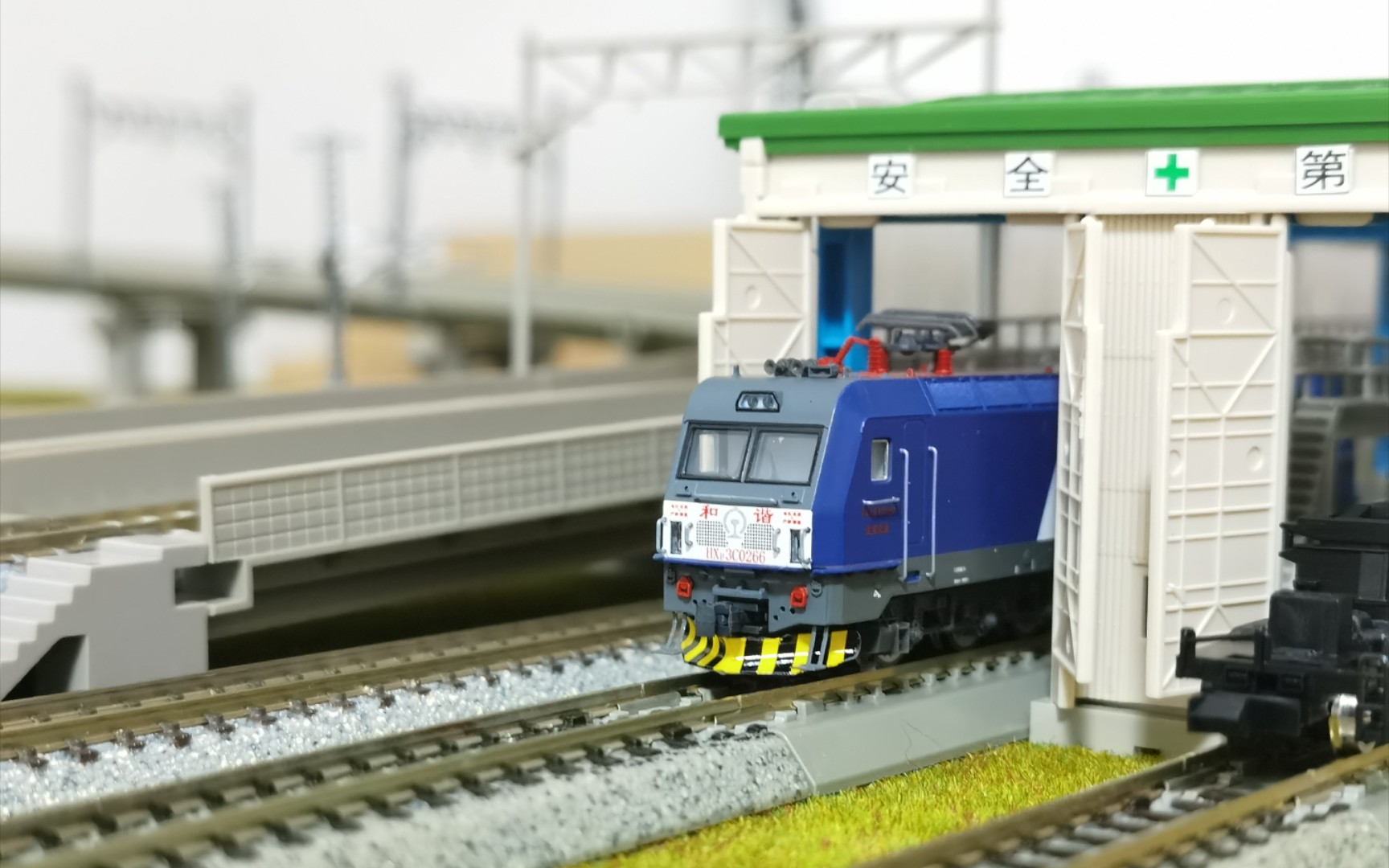 n比例 长鸣火车模型 hxd3c 电力机车 简单开箱