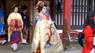 旅行vlog 日本17岁的艺妓陪我吃了一顿饭这钱花的值 哔哩哔哩 つロ干杯 Bilibili