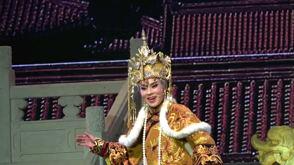刘红霞演唱晋剧《孝庄皇后》唱段